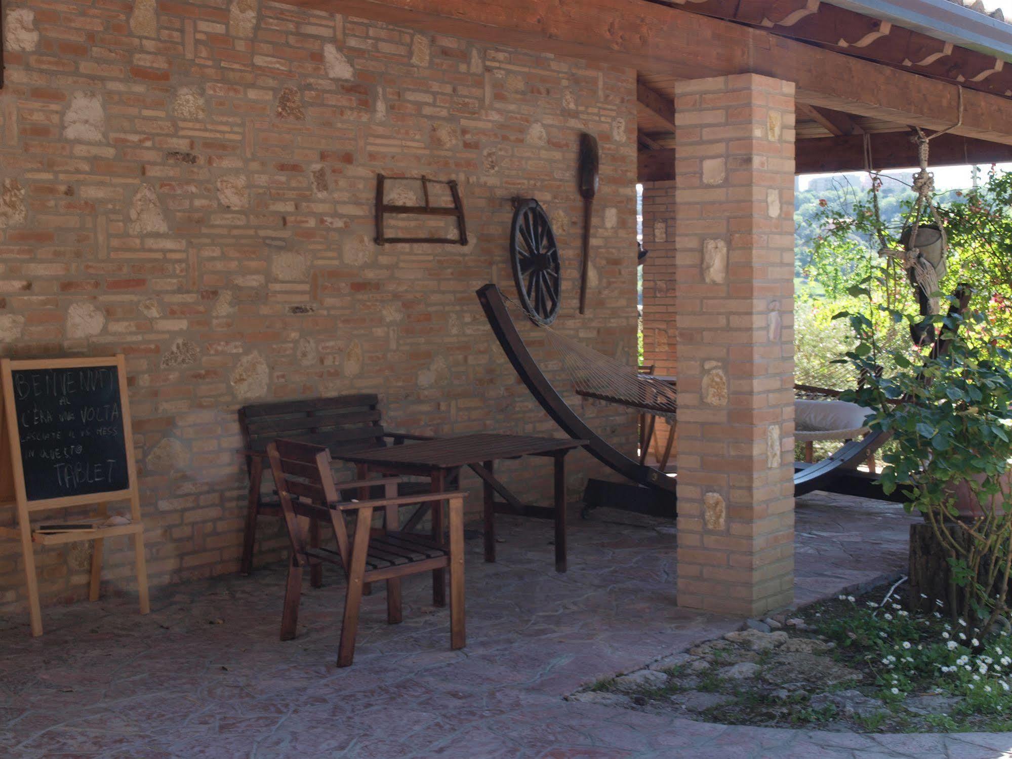 C'era Una Volta B&B Perugia Esterno foto